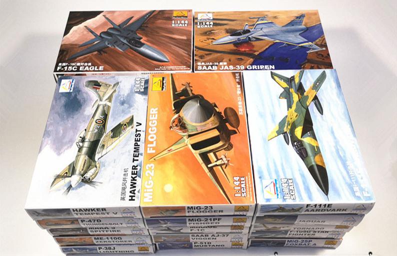 Model Kit Entry Grade - 25 Buah 1/144 Model Pesawat Perang
