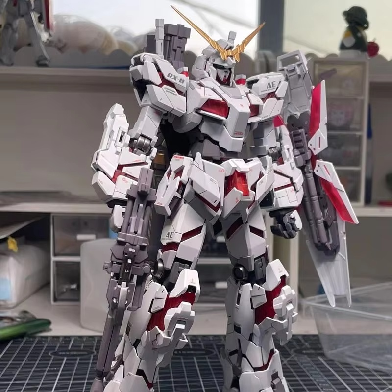 Model Kit Gundam Wing - Tersedia Hg 1/144 Rx-0 Unicorn Mode