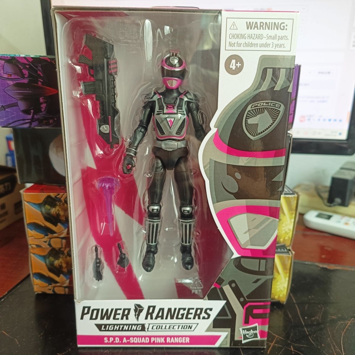 Hasbro Power Rangers Lightning - Model Kit Power Rangers ulasan dan harga
